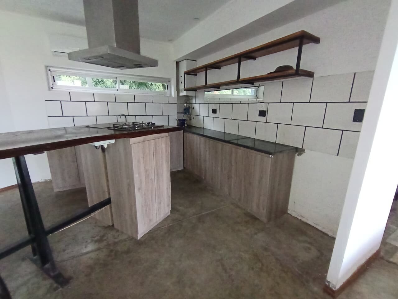 ALQUILER CASA TRES DORMITORIOS BARRIO CAMPOS DE IBARLUCEA - 48