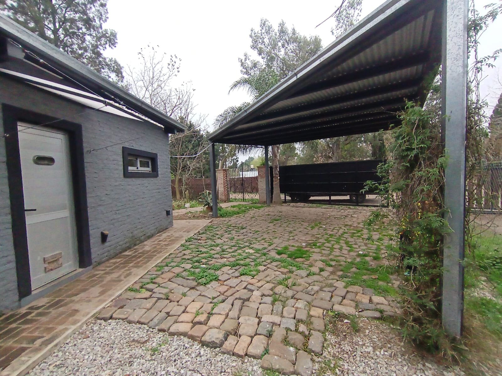 ALQUILER CASA TRES DORMITORIOS BARRIO CAMPOS DE IBARLUCEA - 56