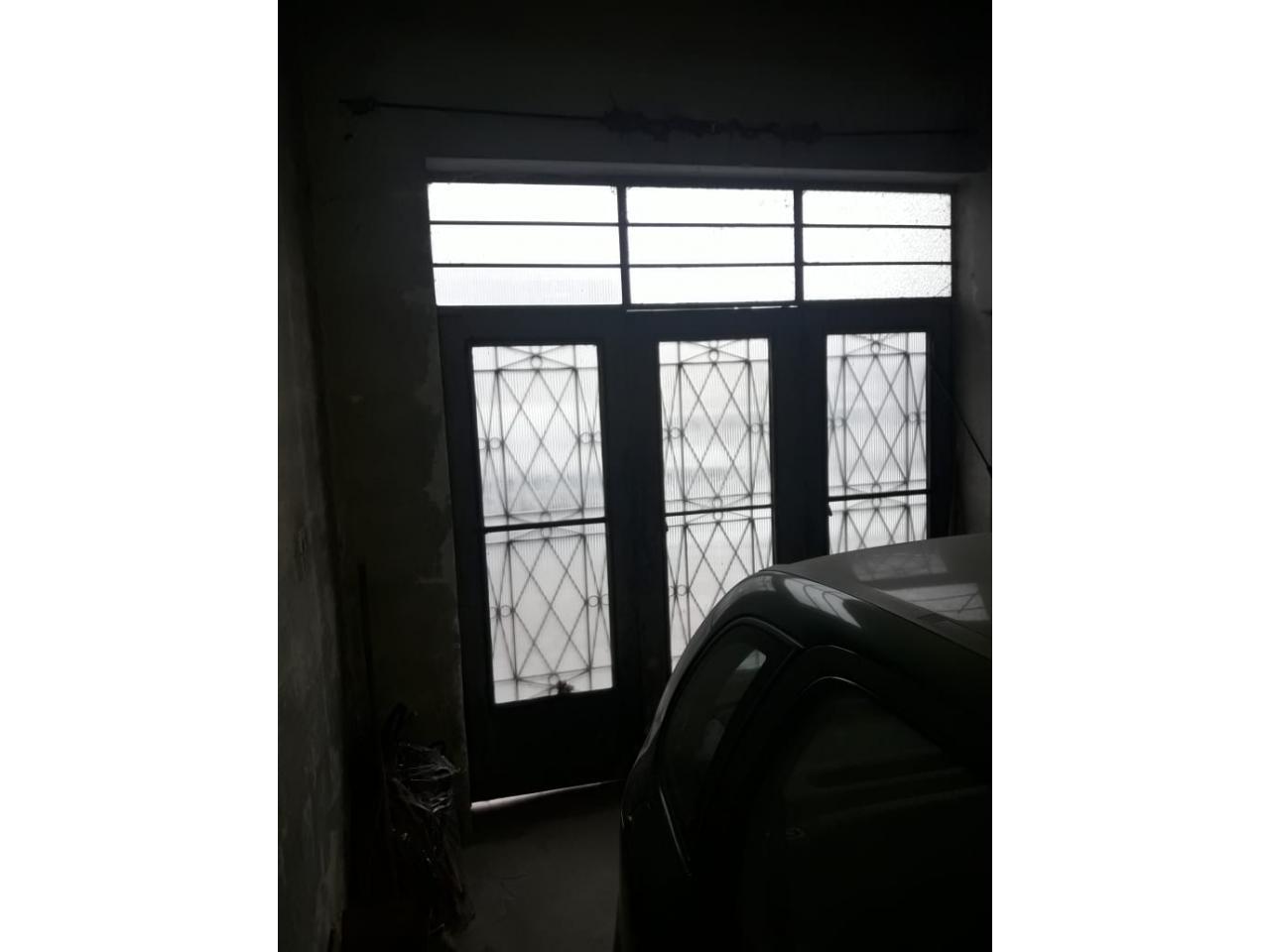 CASA DOS DORMITORIOS, SALON Y COCHERA  ZONA SUR — foto 6