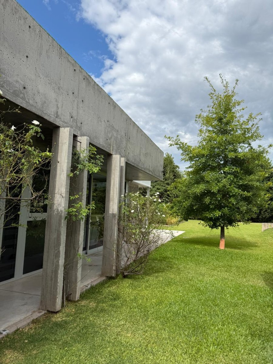 Funes: Kentucky Club de Campo - Casa de 4 dormitorios y 4 cocheras de alta gama, Santa Fe, Argentina - 115