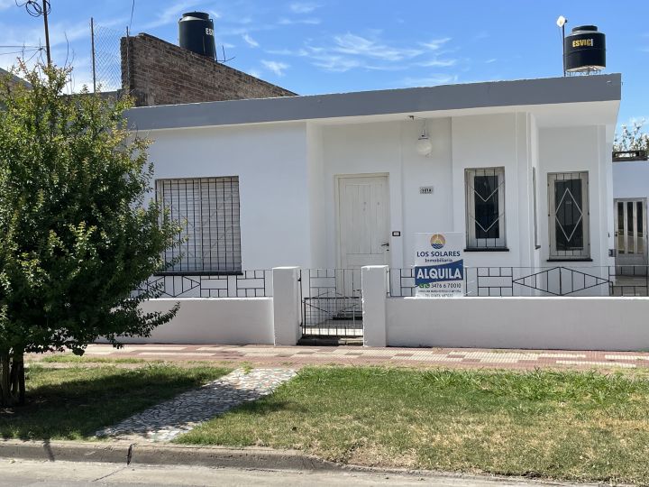 Casas - San Lorenzo -  Alquiler