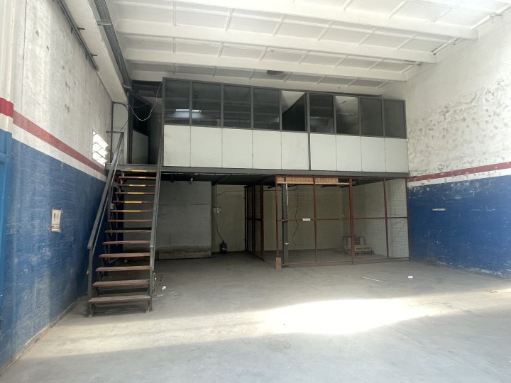 Galpones / Depósitos - Granadero Baigorria -  Alquiler