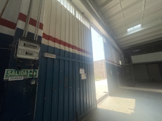 Galpones / Depósitos - Granadero Baigorria -  Alquiler
