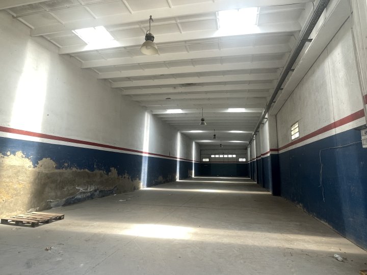 Galpones / Depósitos - Granadero Baigorria -  Alquiler