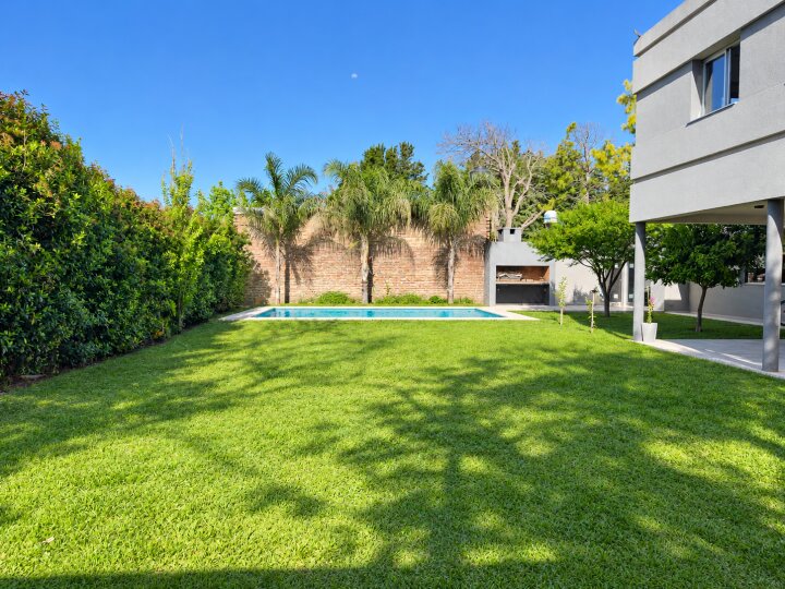 Casas - Funes - Venta