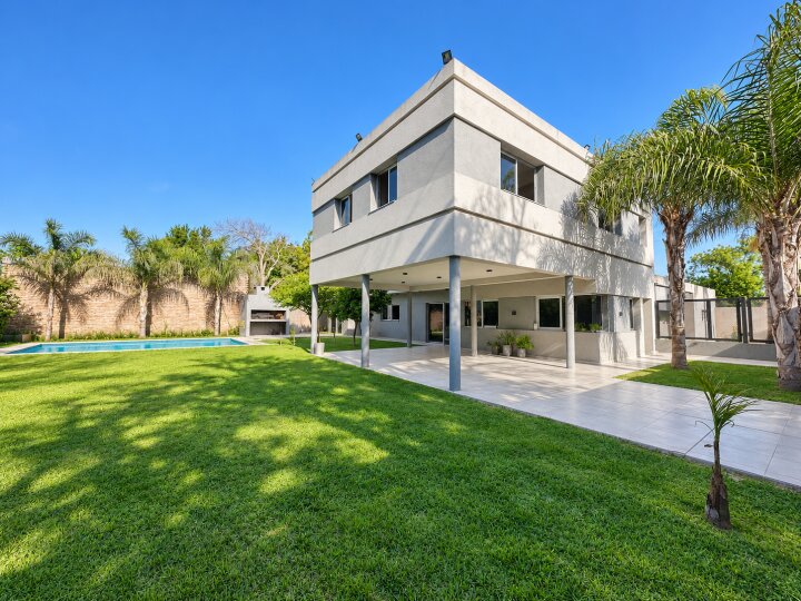 Casas - Funes - Venta