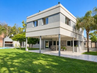 Casas - Funes - Venta