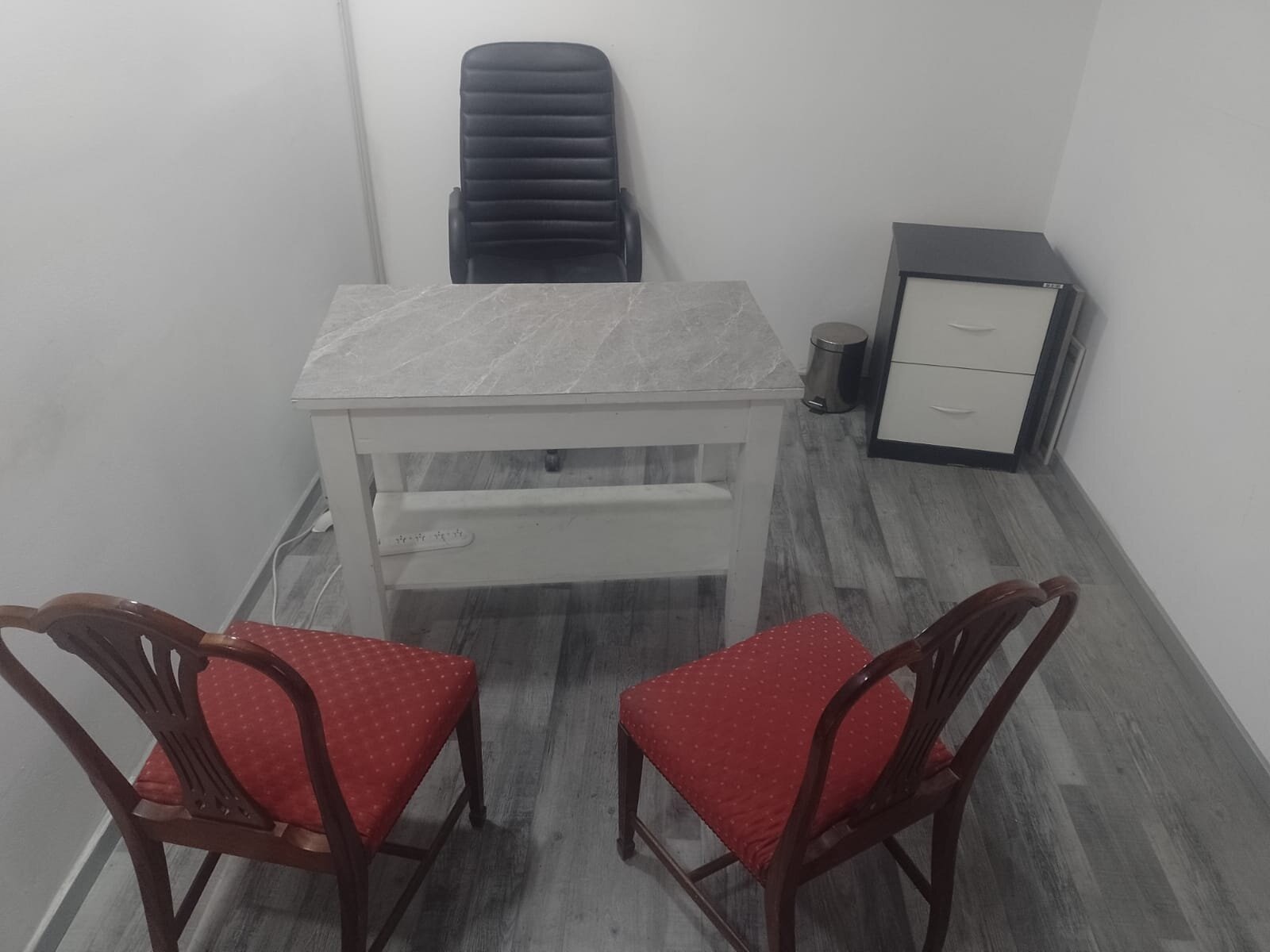 OFICINAS EN ALQUILER POR HORAS SEMANALES - 3
