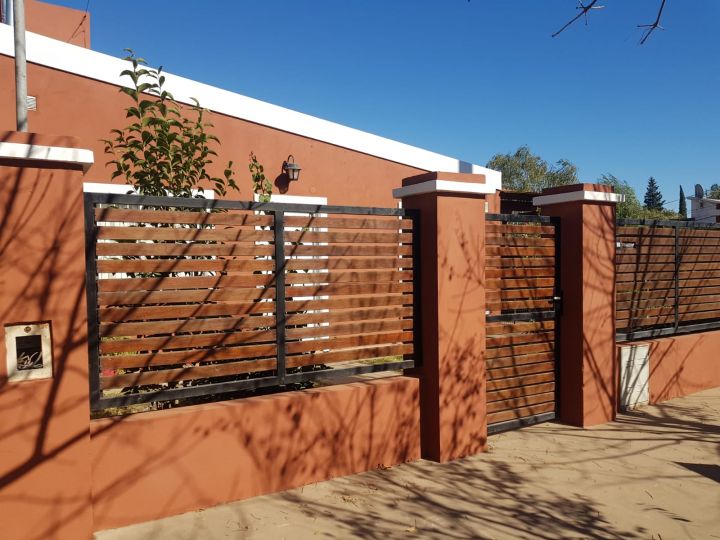Casas - Funes - Venta