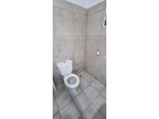 Galpones / Dep�sitos - Roldan -  Alquiler