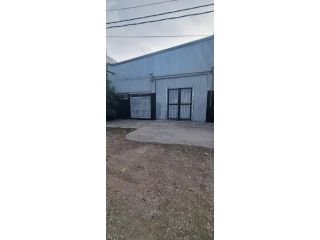 Galpones / Dep�sitos - Roldan -  Alquiler