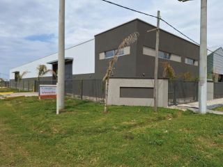 Galpones / Dep�sitos - Roldan - Venta