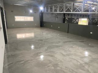 Galpones / Dep�sitos - Roldan - Venta