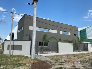 Galpones / Dep�sitos - Roldan - Venta