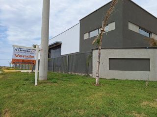 Galpones / Dep�sitos - Roldan - Venta