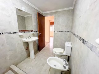 Departamentos de pasillo - Roldan - Venta