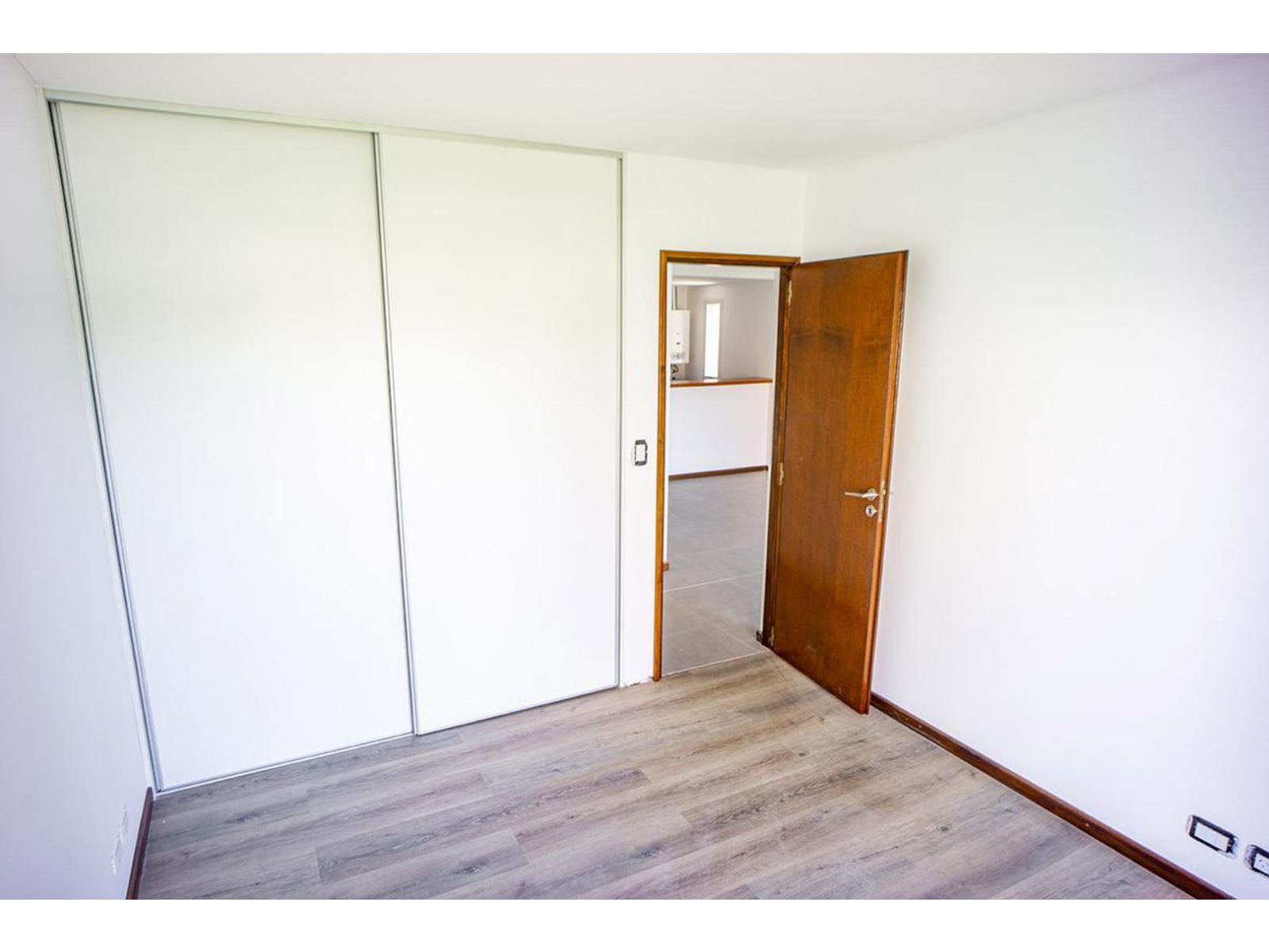 VENTA DEPTO 1 DORMIT C/BALCÓN AL FRENTE. ZEBALLOS 2278. CÓDIGO XV FINANCIACIÓN EN PESOS - 12