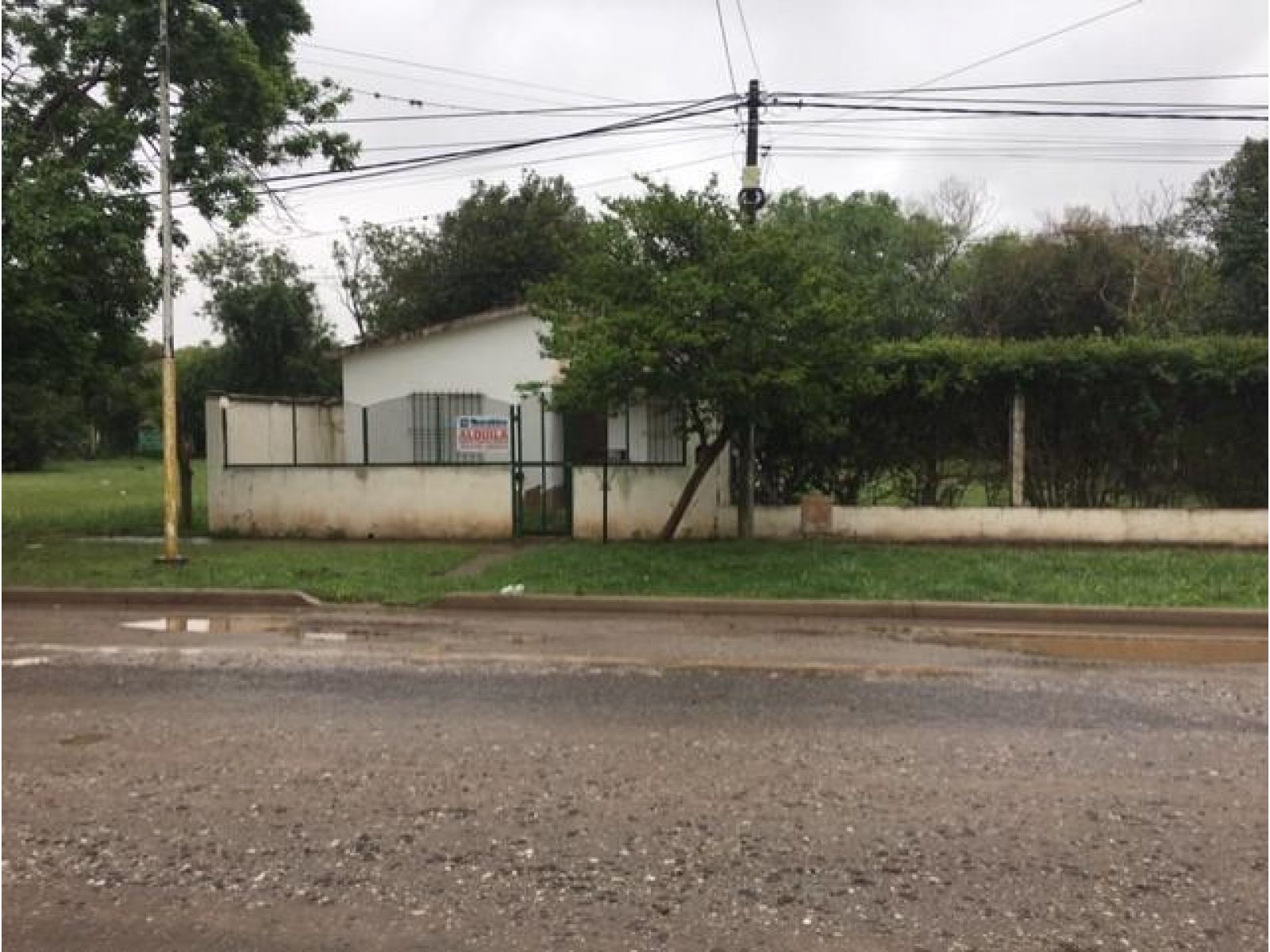 Calle SALTA Nº 445 - OLIVEROS RETASADA!!!