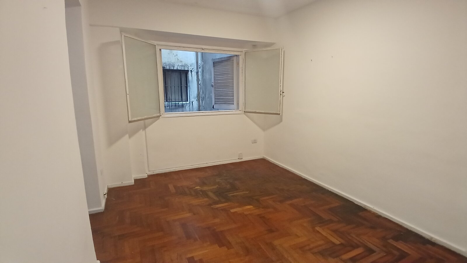 Depto 2 ambientes ALQUILER Palermo LAS CAÑITAS Balcon Al frente Fte al Campo de Polo y a metros de Av. Del Libertador - 14