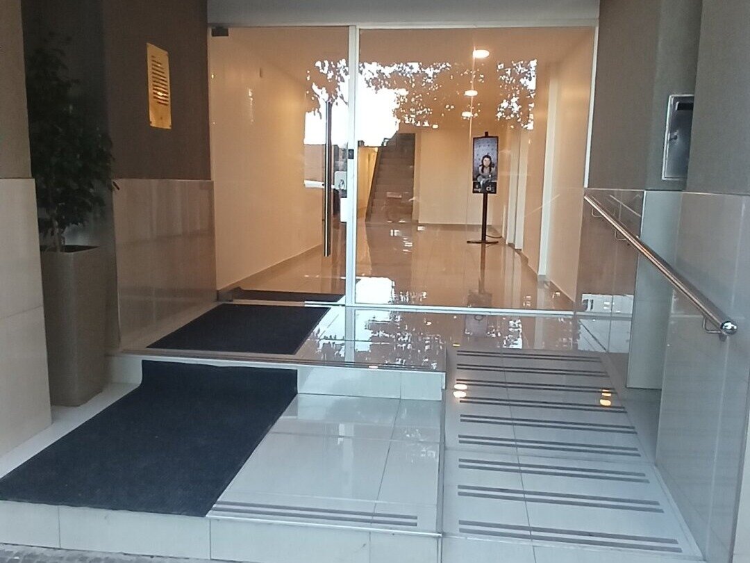 Depto 2 ambientes ALQUILER Palermo LAS CAÑITAS Balcon Al frente Fte al Campo de Polo y a metros de Av. Del Libertador - 11