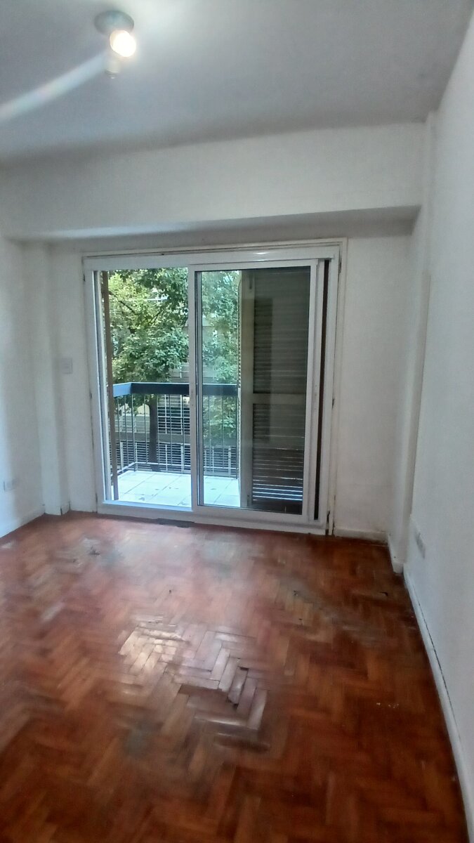 Depto 2 ambientes ALQUILER Palermo LAS CAÑITAS Balcon Al frente Fte al Campo de Polo y a metros de Av. Del Libertador - 31