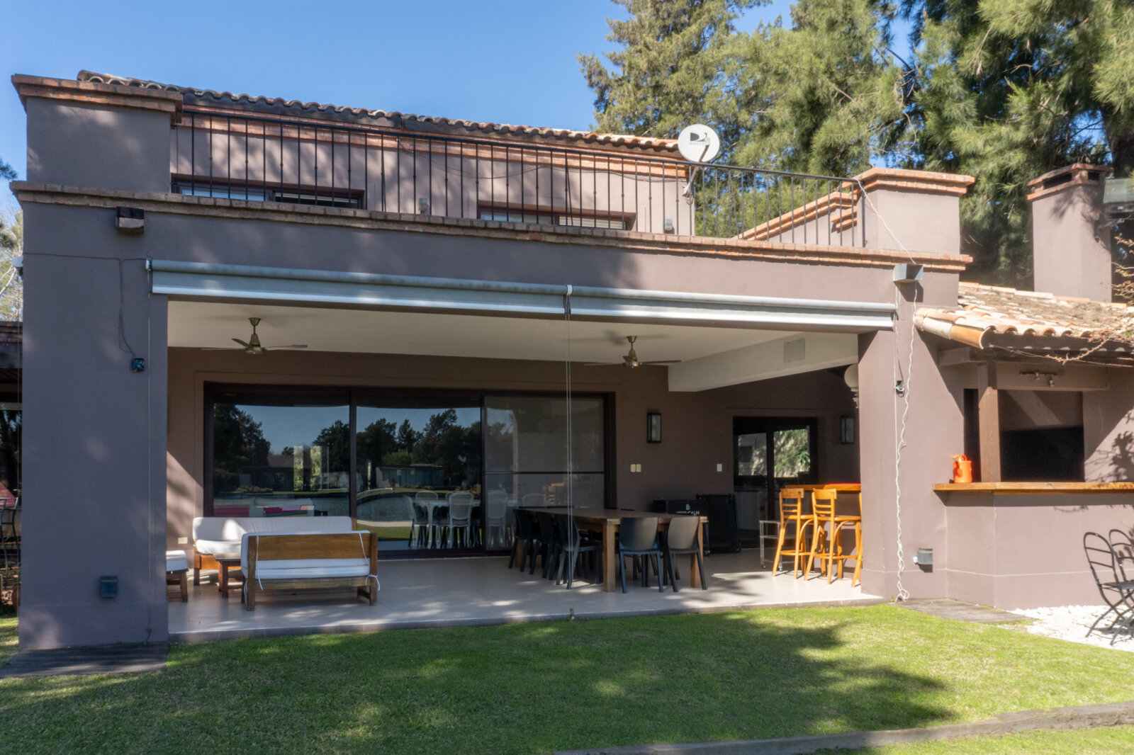 CASA EN ALQUILER ALDEA LAGO