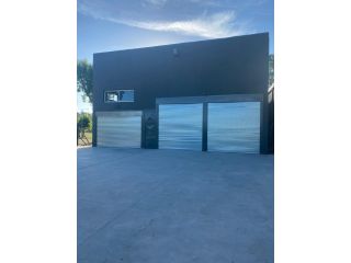 Galpones / Depósitos - Roldan - Venta