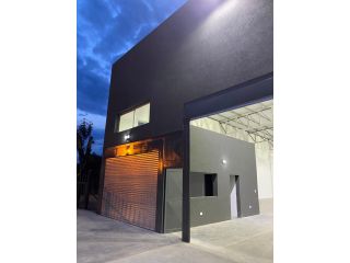 Galpones / Depósitos - Roldan - Venta