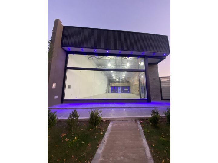 Galpones / Depósitos - Funes - Venta