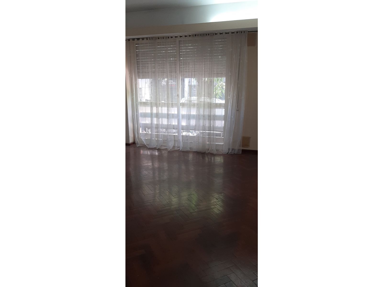 VENTA DEPARTAMENTO UN DORMITORIO + COMODIN, EXCELENTE UBICACI�N