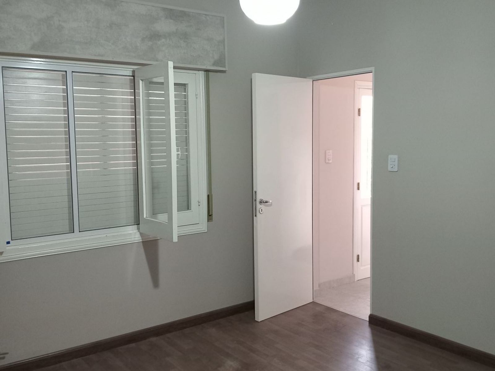 ALQUILER en ciudad de PEREZ Casa Interna de 1 dormitorio. Excelente estado. — foto 12