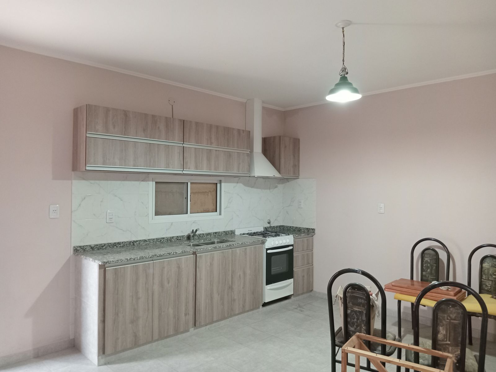 ALQUILER en ciudad de PEREZ Casa Interna de 1 dormitorio. Excelente estado. — foto 6