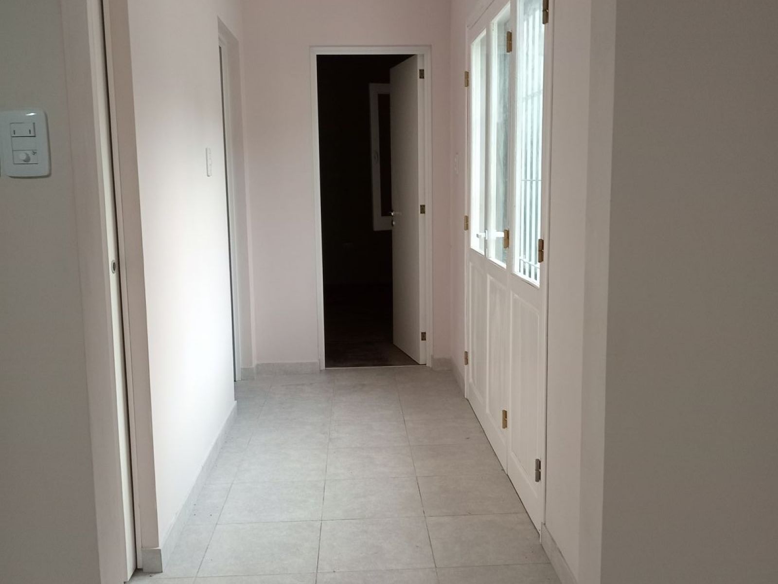 ALQUILER en ciudad de PEREZ Casa Interna de 1 dormitorio. Excelente estado. — foto 8