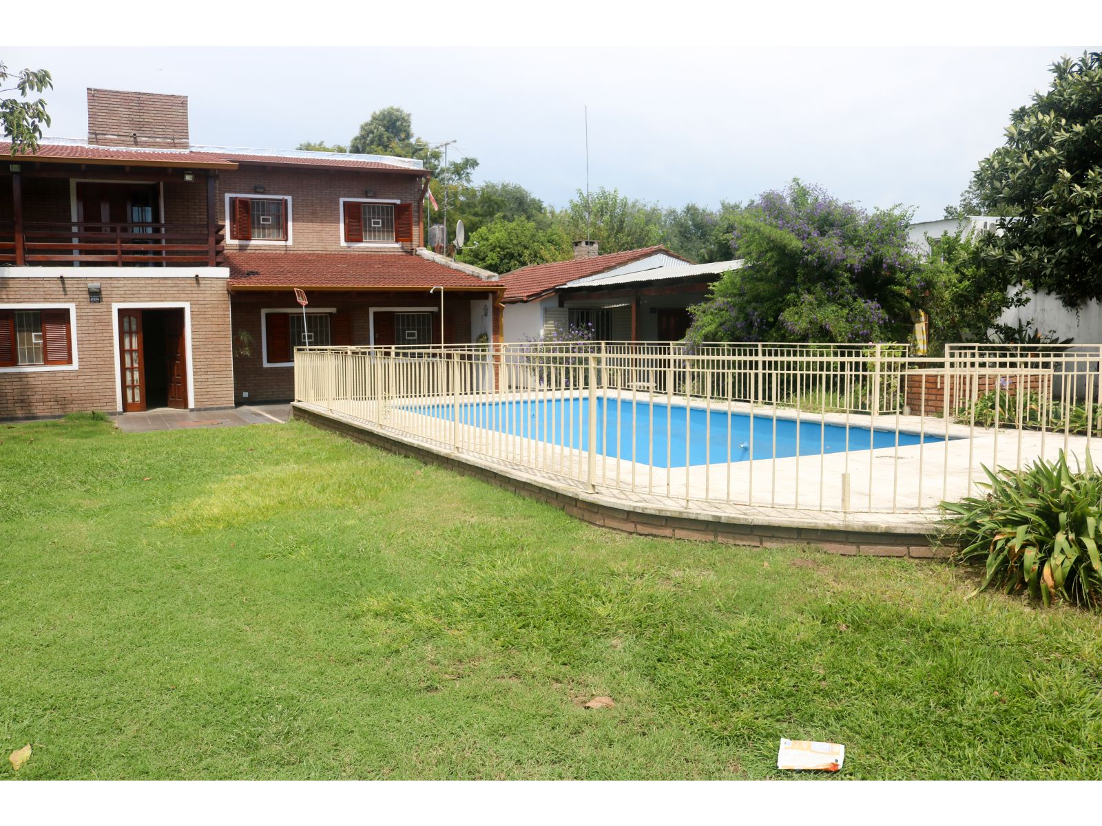 Hermosa casa en alquiler amoblada en Pueblo Esther. Piscina — foto 3