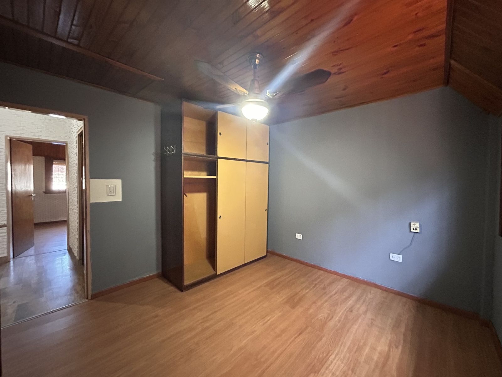 CASA 3 AMBIENTES MORON - 7