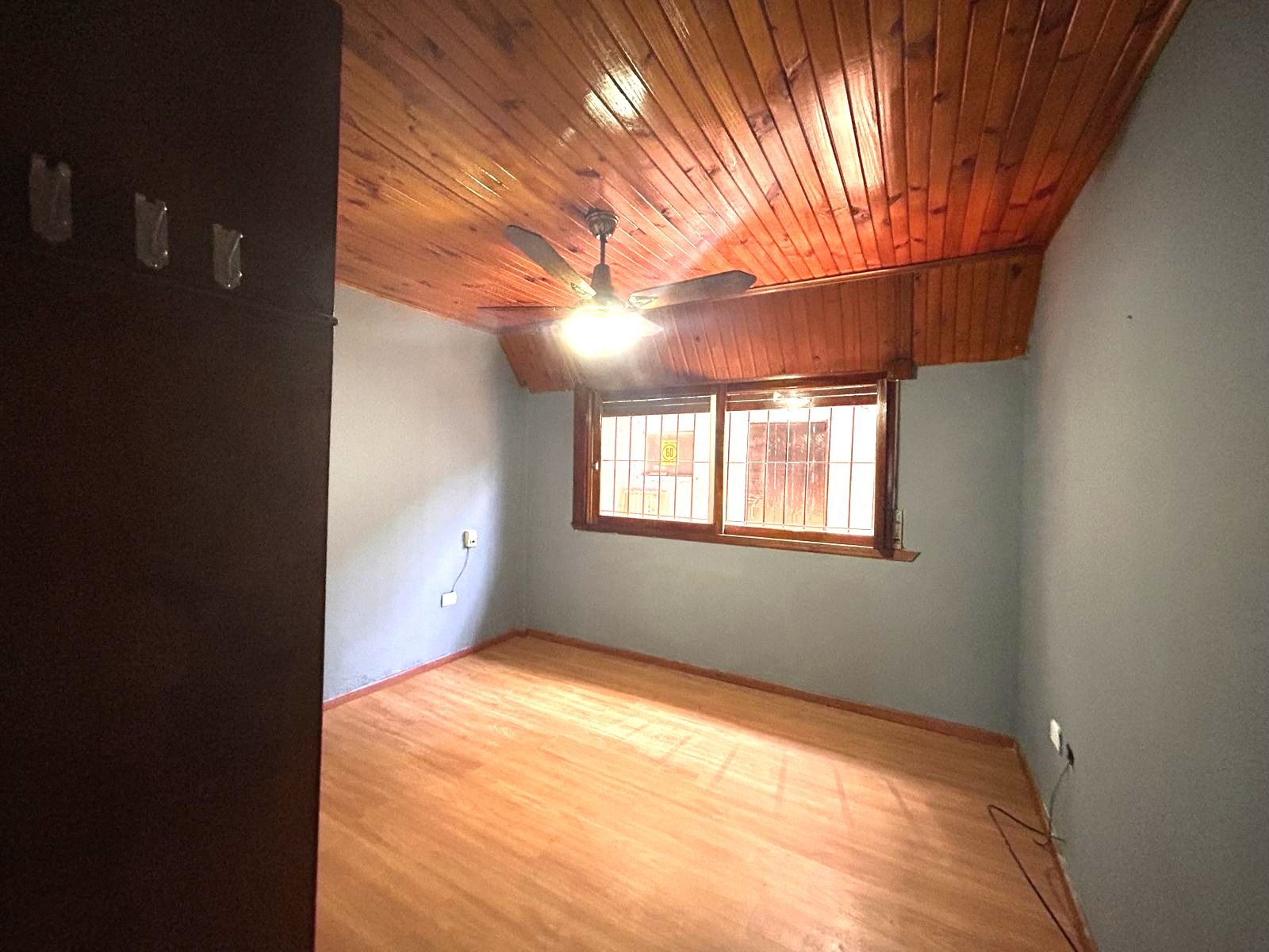 CASA 3 AMBIENTES MORON - 6