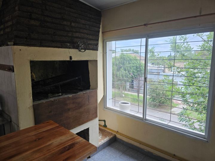 Casas - San Lorenzo -  Alquiler