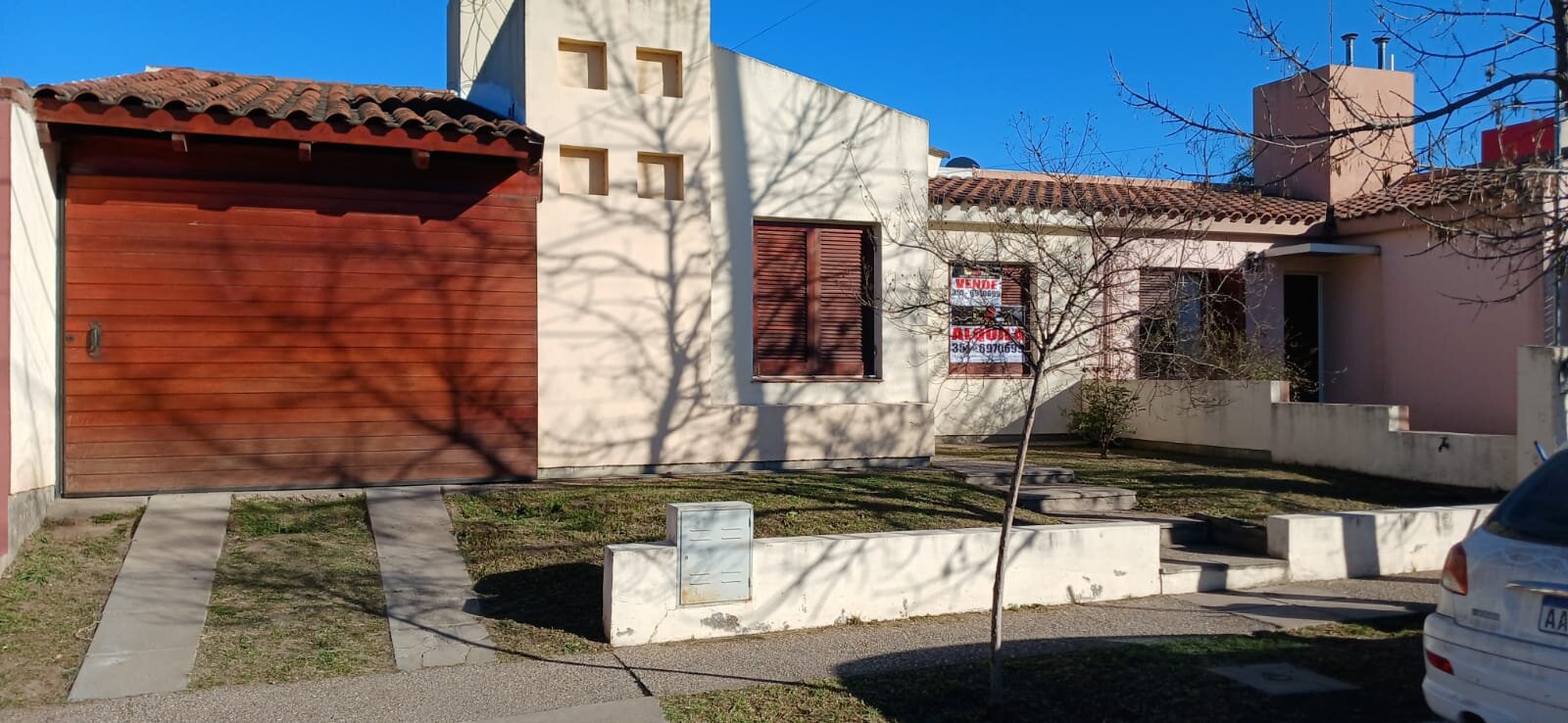 ALTA GRACIA, Portales del Sol, casa de 2 dorm. baño coc/com. Estar/comedor patio y  Garaje - Imagen 2