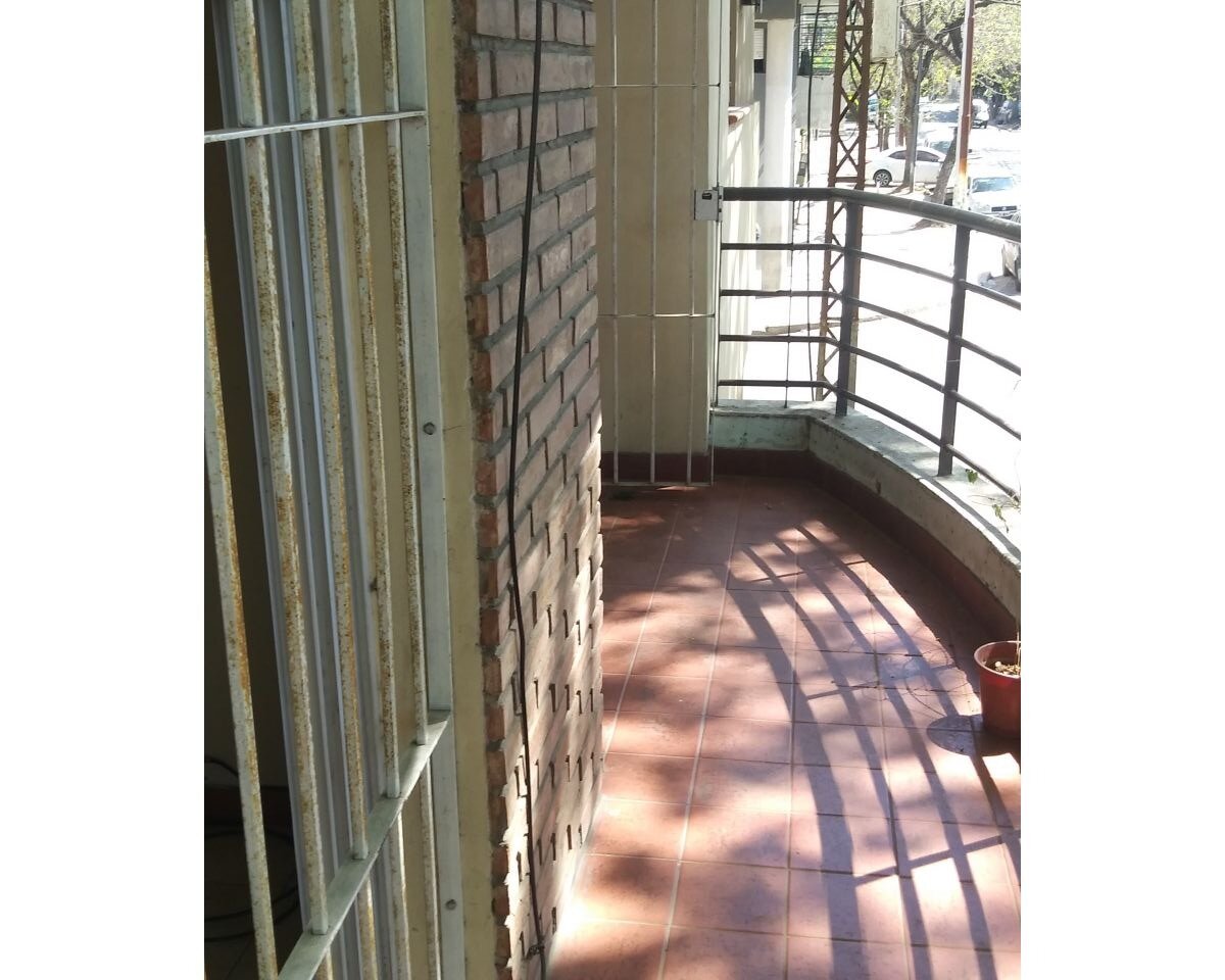 Rosario: San Lorenzo 3391 Piso 1, Departamento de 1 dormitorio 46 m2 al frente en Alquiler, Santa Fe - 100