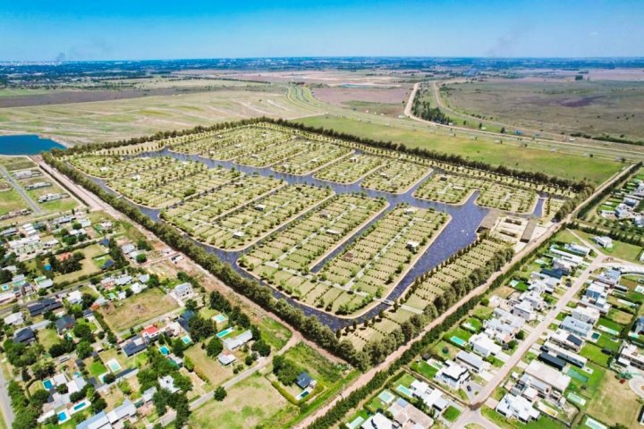 Terrenos - Funes - Venta