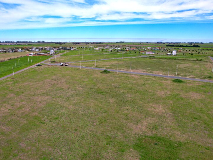 Terrenos - Alvarez - Venta