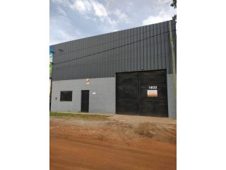 Galpones / Dep贸sitos - Roldan - Alquiler