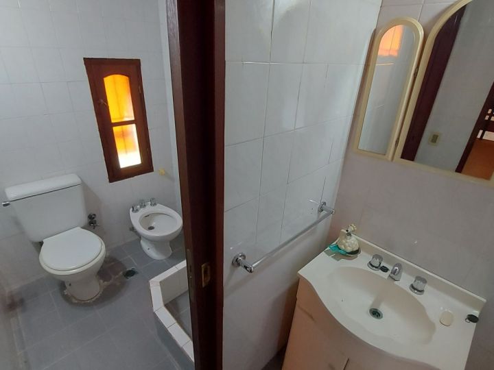 Casas - Funes - Venta