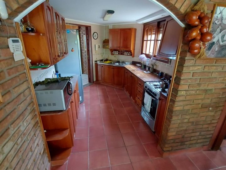 Casas - Funes - Venta