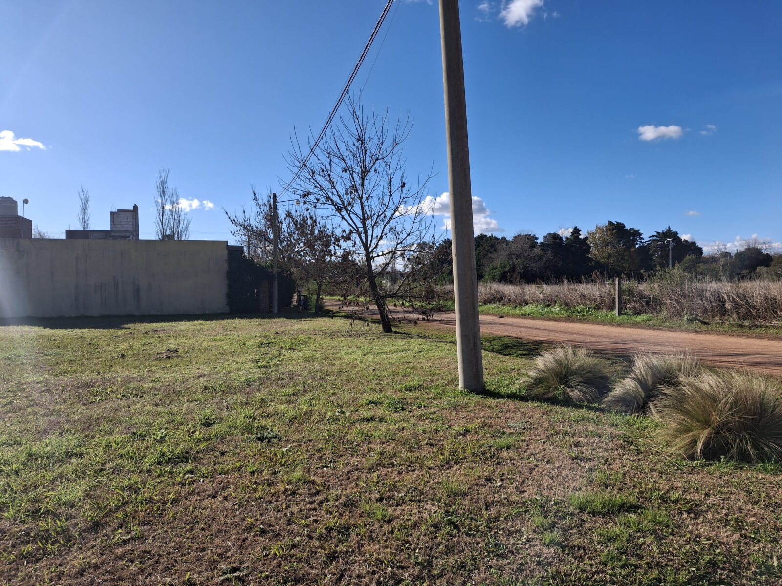 Ibarlucea: Calle 3 y Rivadavia, Barrio abierto Don Hector terreno en esquina de 477 m2, Santa Fe Argentina — foto 3