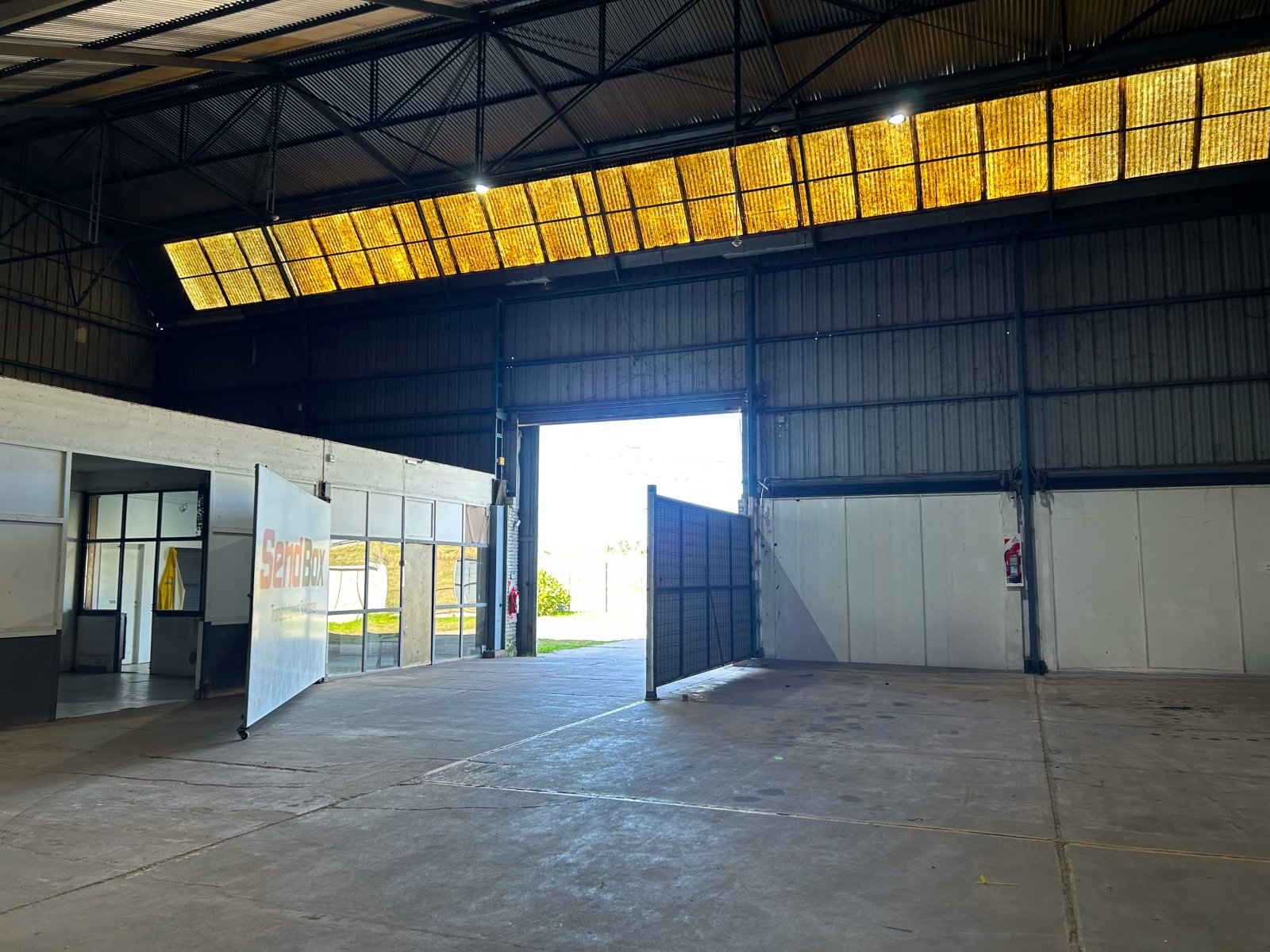 Circunvalación y Autopista a Santa Fe - Nave 1.500 m2 — foto 7