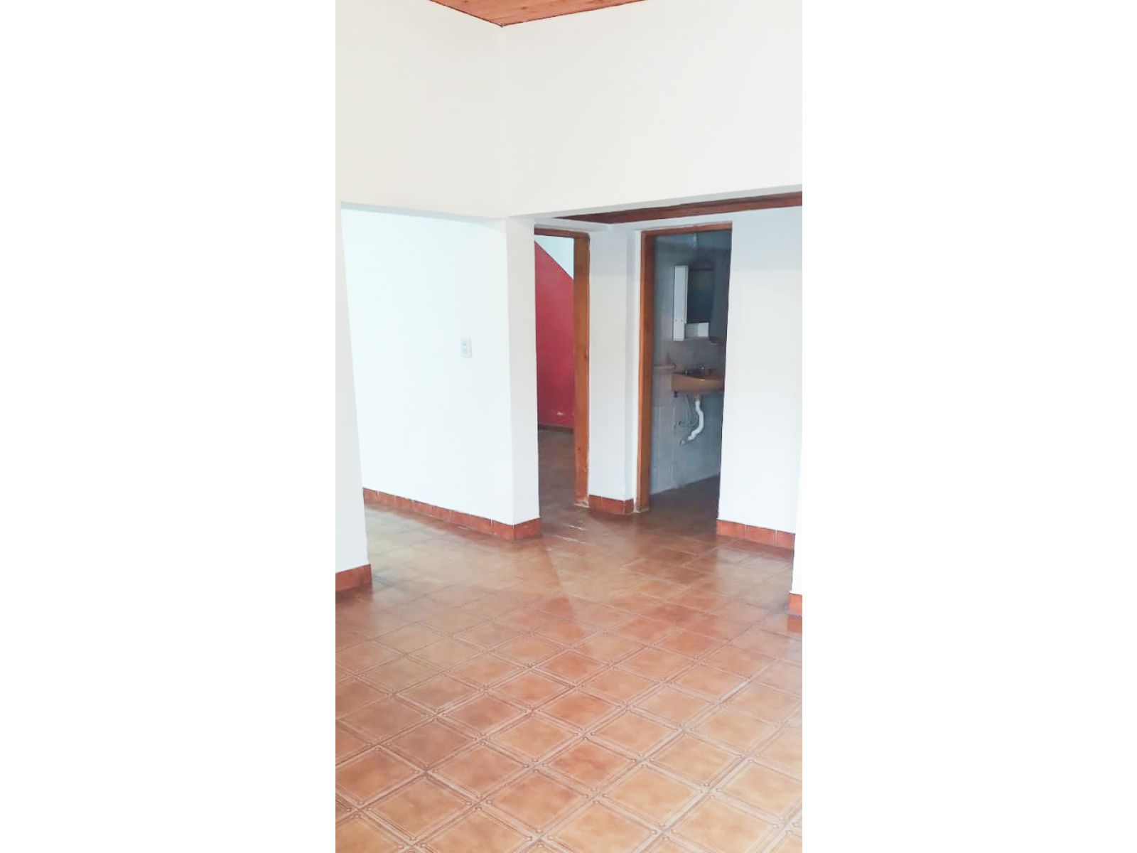 Casa de 2 dormitorios con local — foto 4