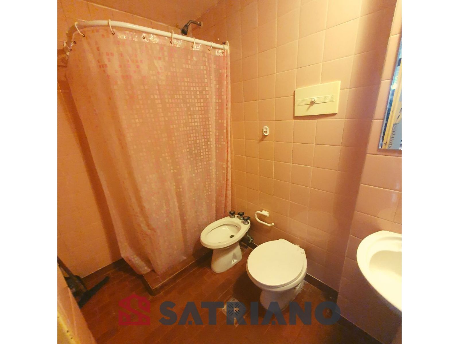 ALQUILER MONOAMBIENTE SUIPACHA 333 - 3