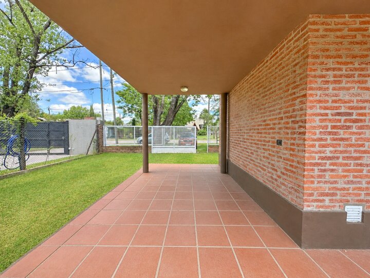 Casas - Funes - Venta