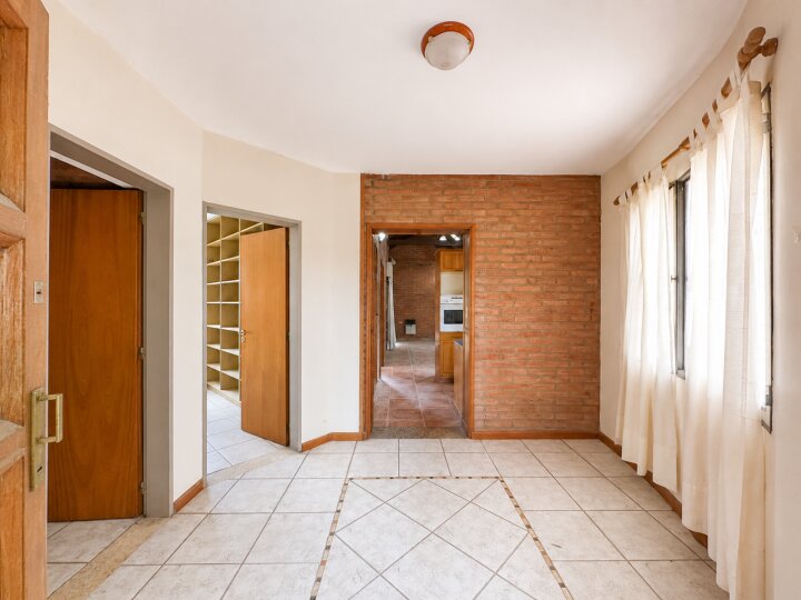 Casas - Funes - Venta